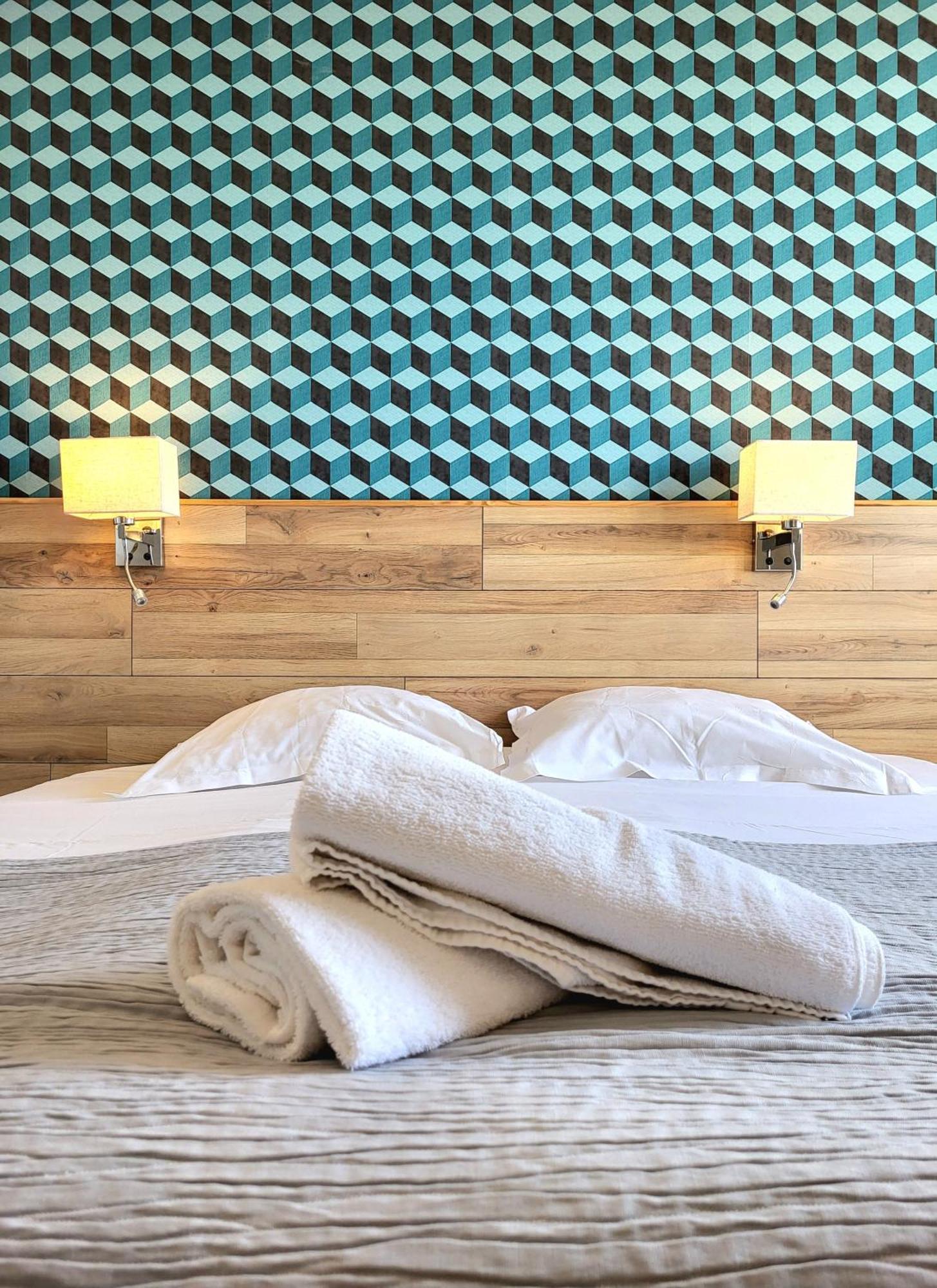 Cit'Hotel La Residence Villebois Bagian luar foto